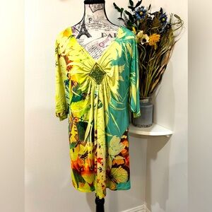 Energie  Vibrant Floral & Butterflies Floral Tunic with Beaded Detail Size 2X